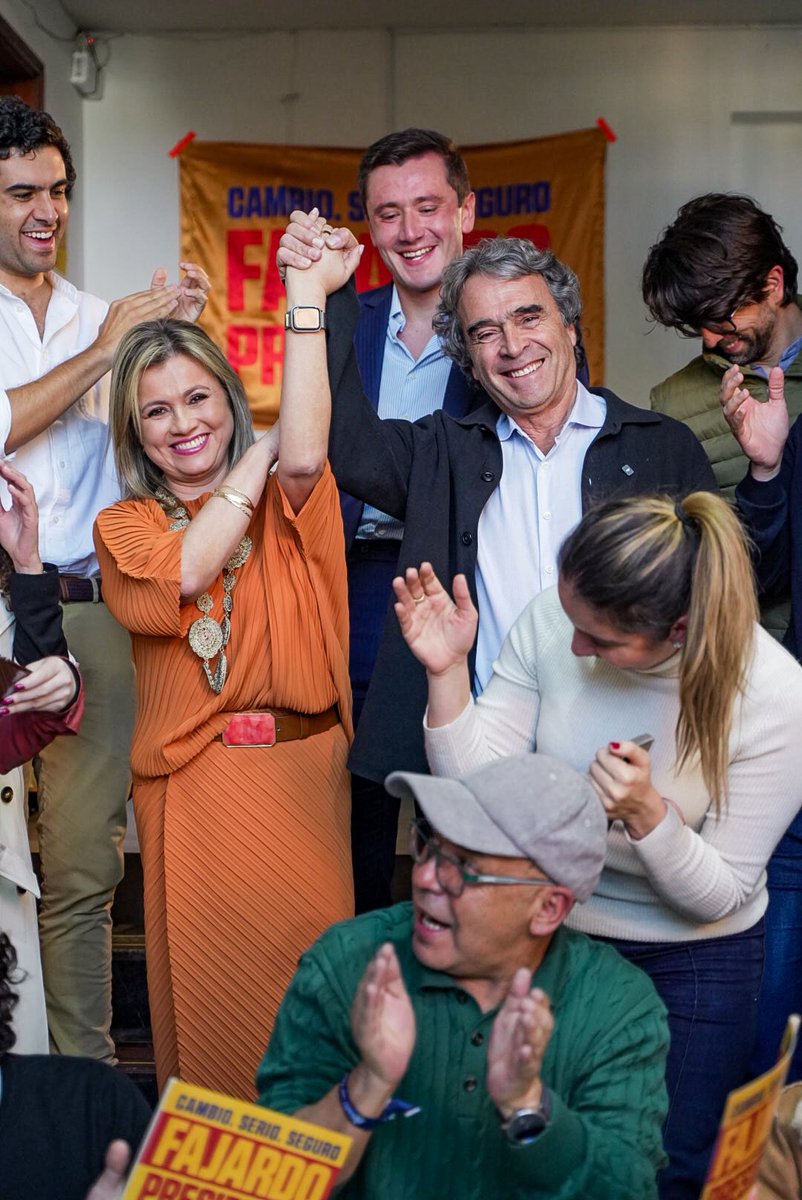 Sergio Fajardo tweet media