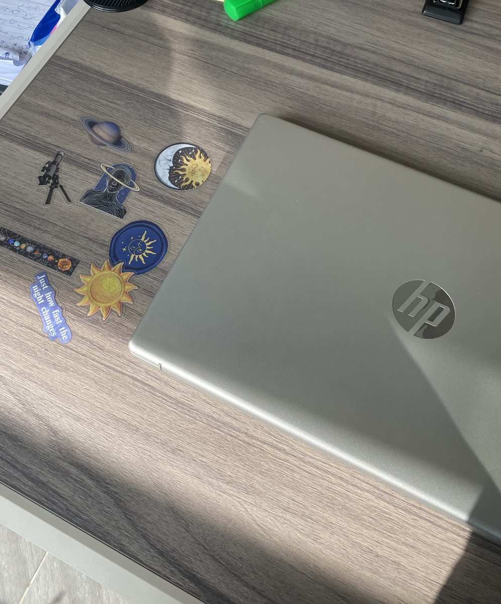 لمار tweet media