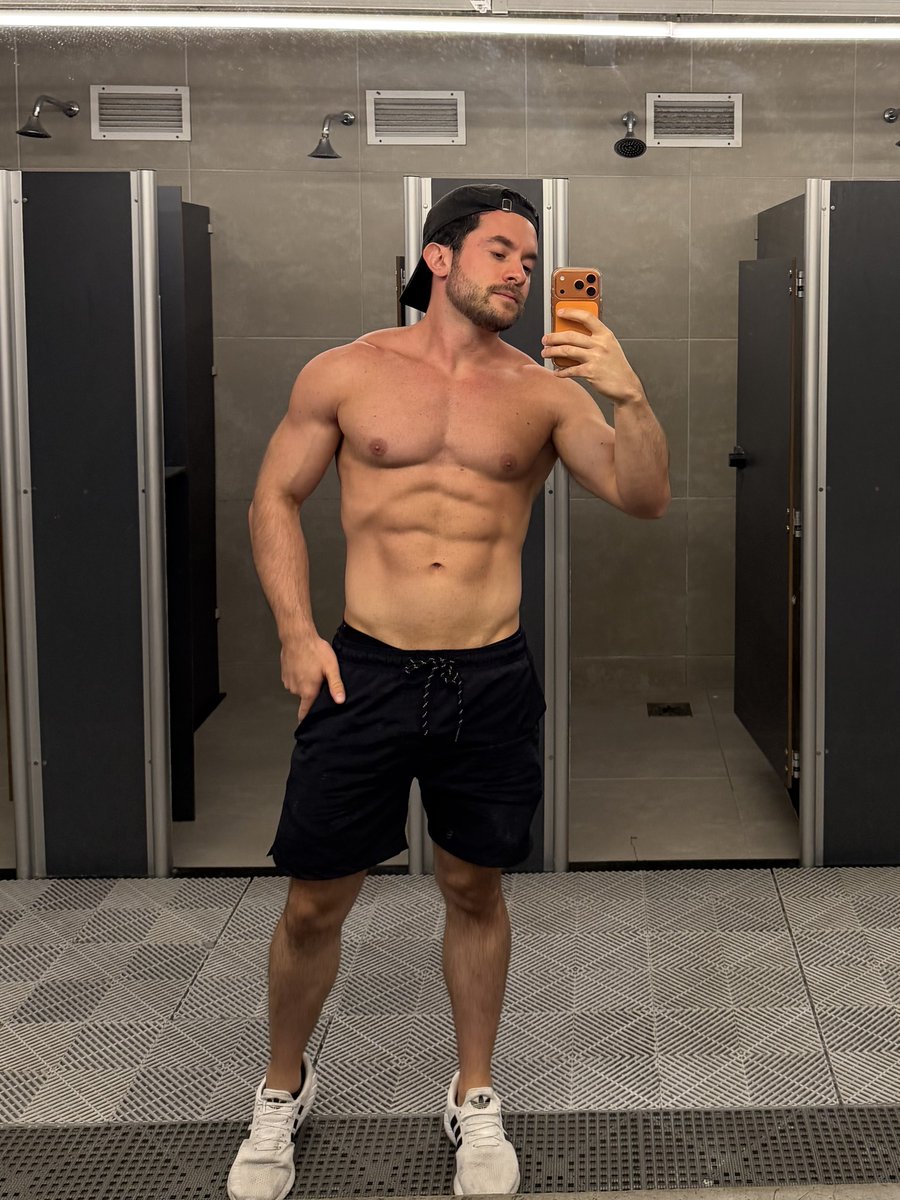 fer 🤠 tweet media