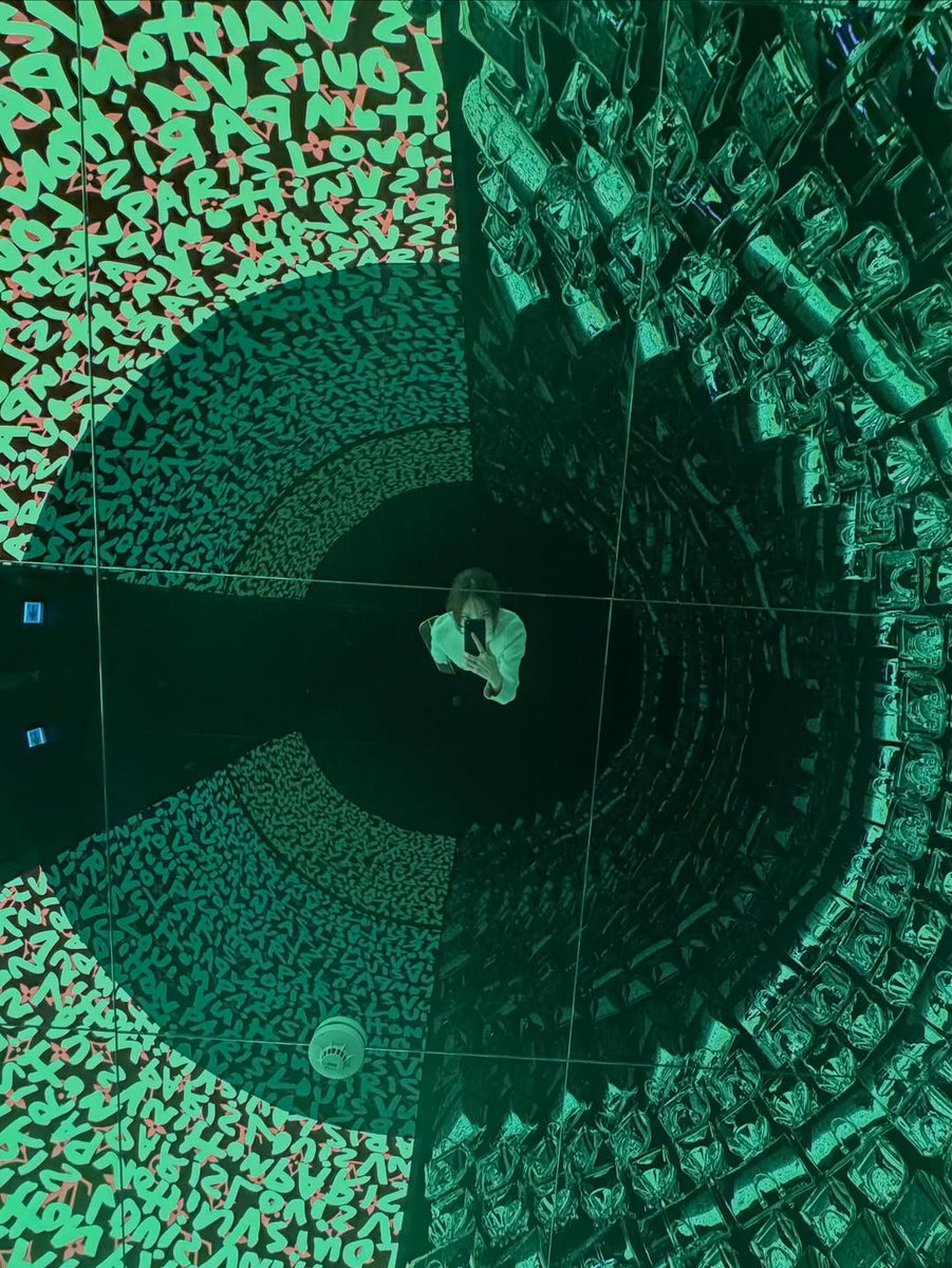 LEE YOUNGSEO GLOBAL tweet media