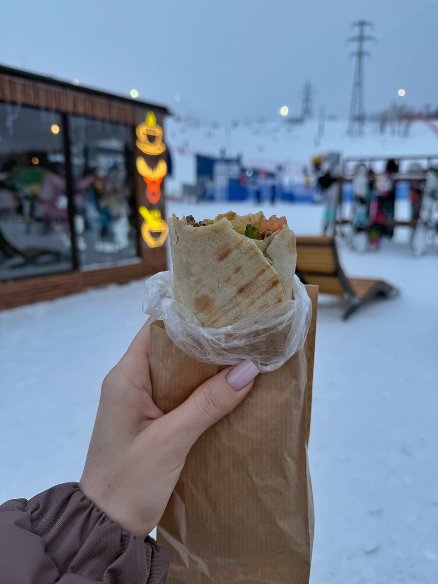 AVE SASHA tweet media