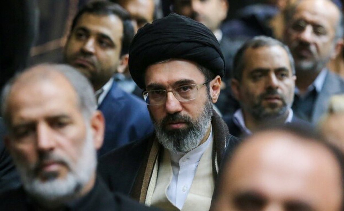 مجتبى خامنئي يؤكد الصداقة مع الجيران ويستهدف القواعد العسكرية فقط