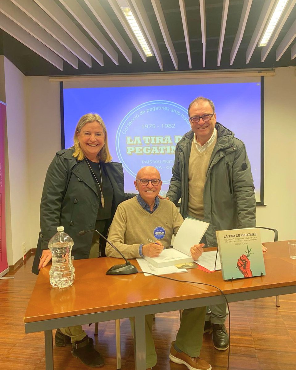 ScitoEdicions tweet media