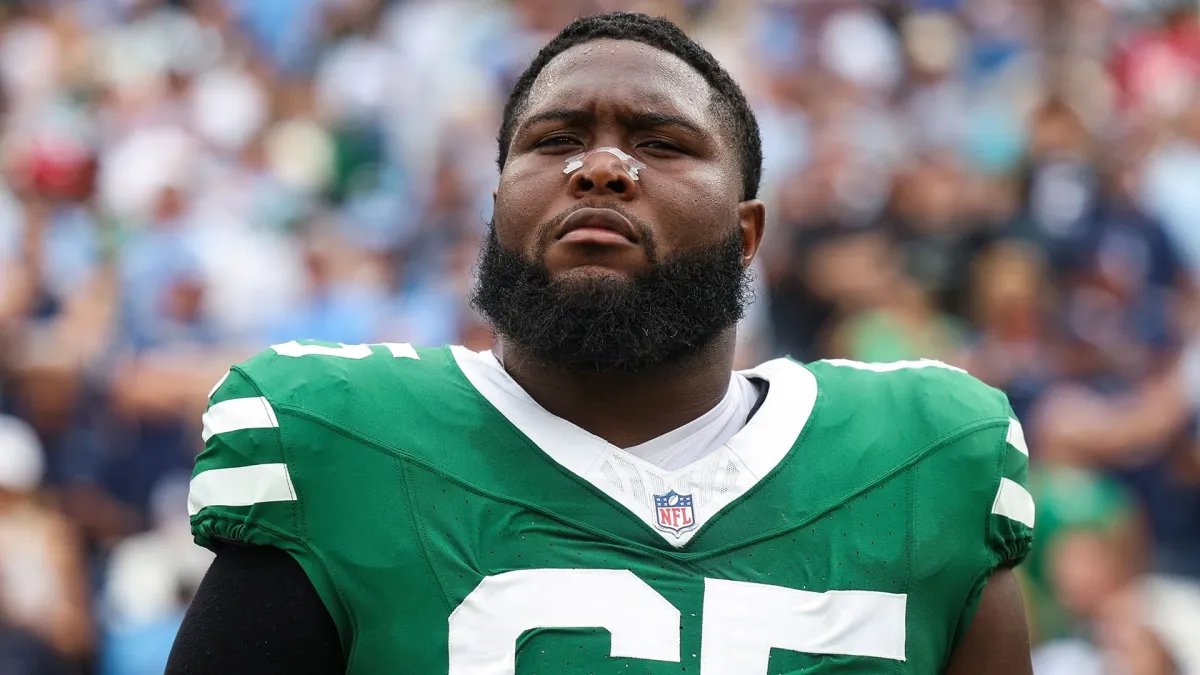 Jets renovou com o OG Xavier Newman. 
#Jets #NFL #NFLBrasil