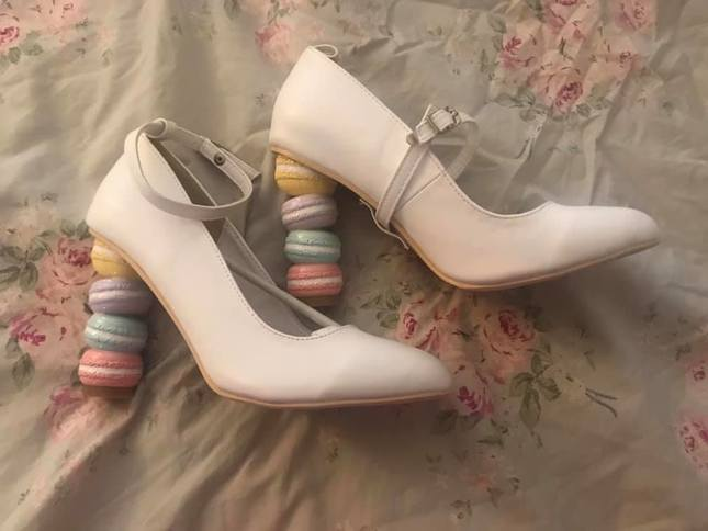 bsecuit's tweet photo. i NEED macaron heel shoes https://t.co/bVo13wjxBd