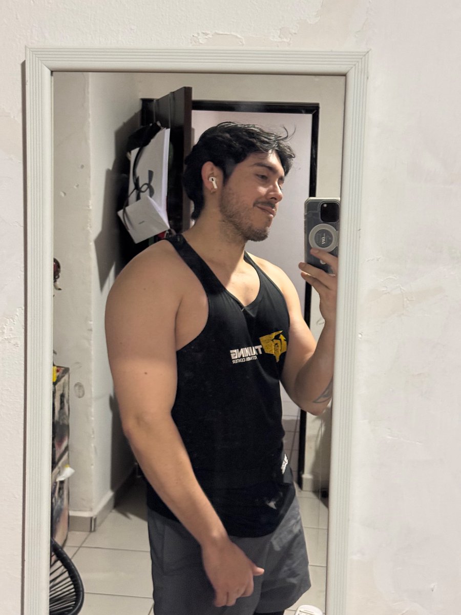 SamEfr's tweet photo. 3k tranqui ☀️ https://t.co/YYFGgCGEVd