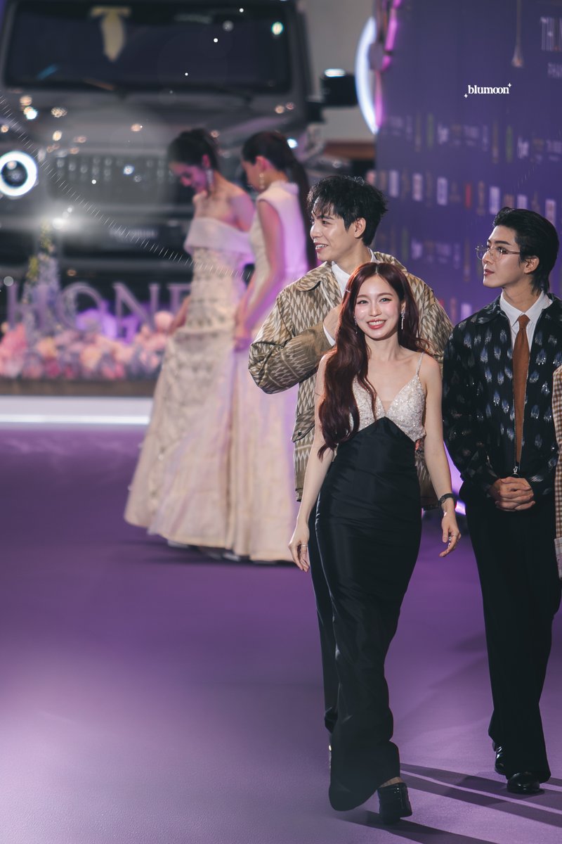 shine bright like a diamond✨

LOVE 9ENT X SIAM PARAGON #9entertainawards2026Xloverrukk
#loverrukk