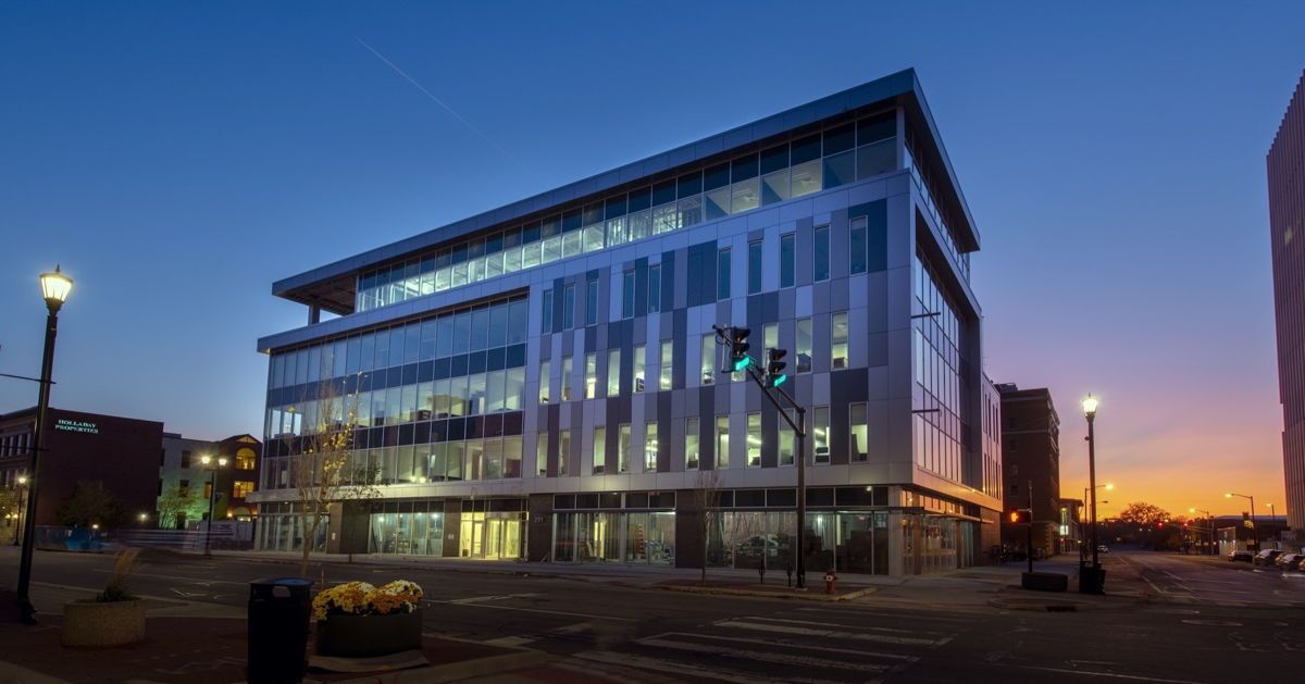 zephyrcms's tweet photo. Kestrel Wealth Management has a new home on the web. This Northern Indiana-based RIA has been serving high-net-worth individuals with disciplined, fiduciary wealth management since 2010, and now their website does their story justice.  Take a look at https://t.co/kiUbXkmZAf https://t.co/TlfYy0KjRw