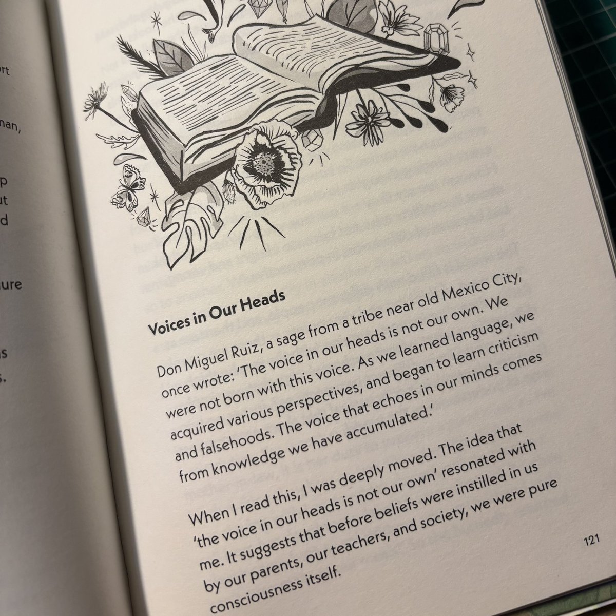 nasywanst's tweet photo. Menemukan buku bagus… 
rasanya 💆‍♀️🪷🐌 https://t.co/Sr5tIzuJVO