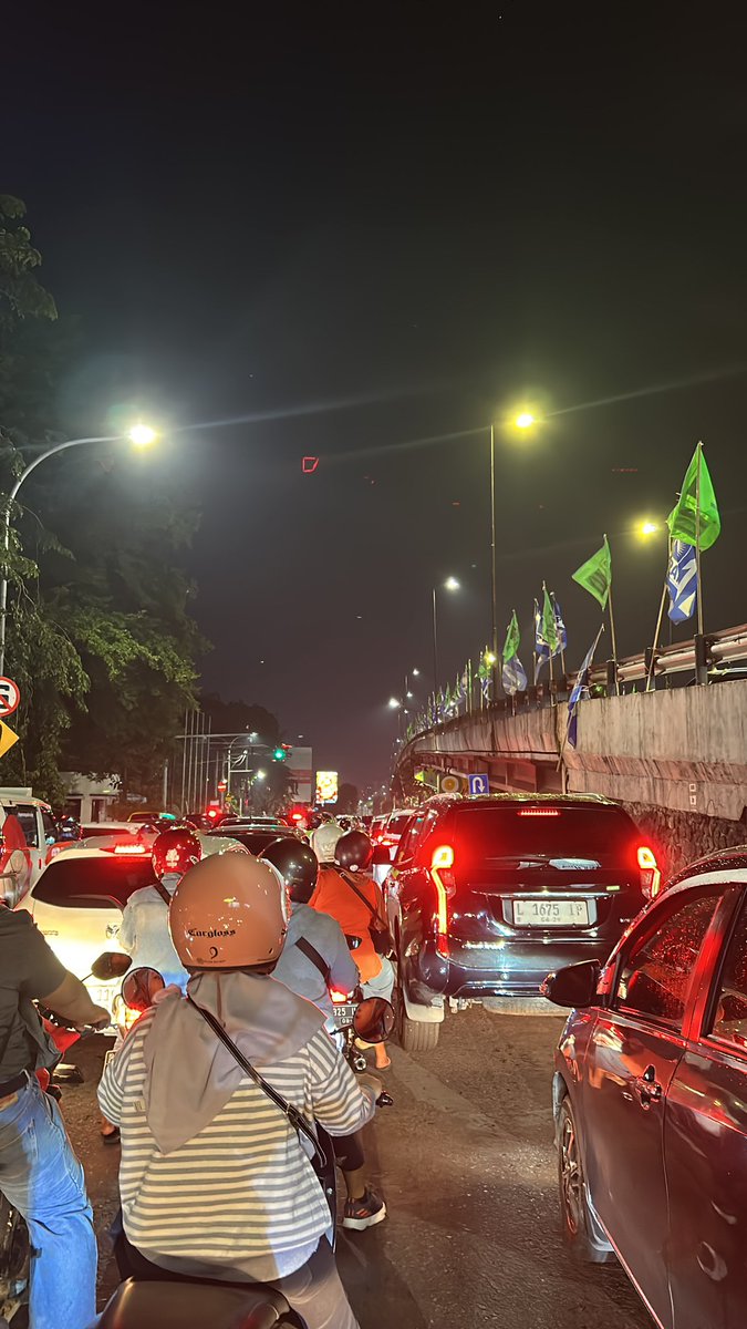 🐻🐻 tweet media