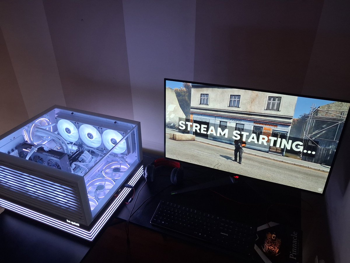 DuncanWalker74's tweet photo. Finally got my upgrade done and what better to test it than a VOD or TWO..or...
@FreshSpawns @xSeniMJ @slexify_ https://t.co/zMDFYecMXT