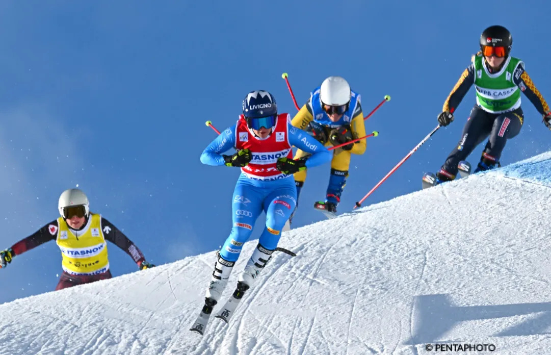 neveitalia's tweet photo. #Freestyle E' doppio podio azzurro a Montafon: Jole Galli 3^, Simone Deromedis 2° solo a Reece Howden #freestyle #freeski #12Marzo https://t.co/7z9Zfu0xvl https://t.co/MouIjVuKNp