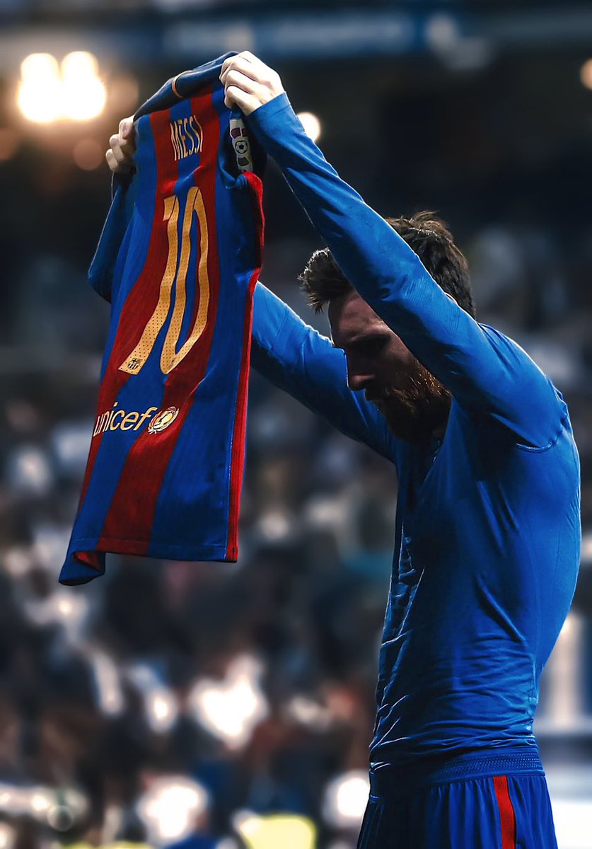 AFA debería pensarlo bien lo de rechazar Madrid.
✅Todos los jugadores el domingo a la noche ya están en el lugar del partido.
✅Dentro de la cancha no seremos "visitantes". En Madrid (y en España en general) viven muchos argentinos que irían al partido.
✅Jugar en la casa del