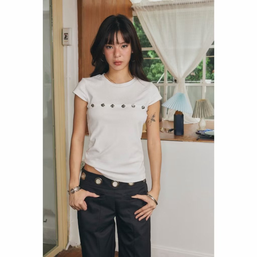 🧘🏻♀️⛸️ tweet media