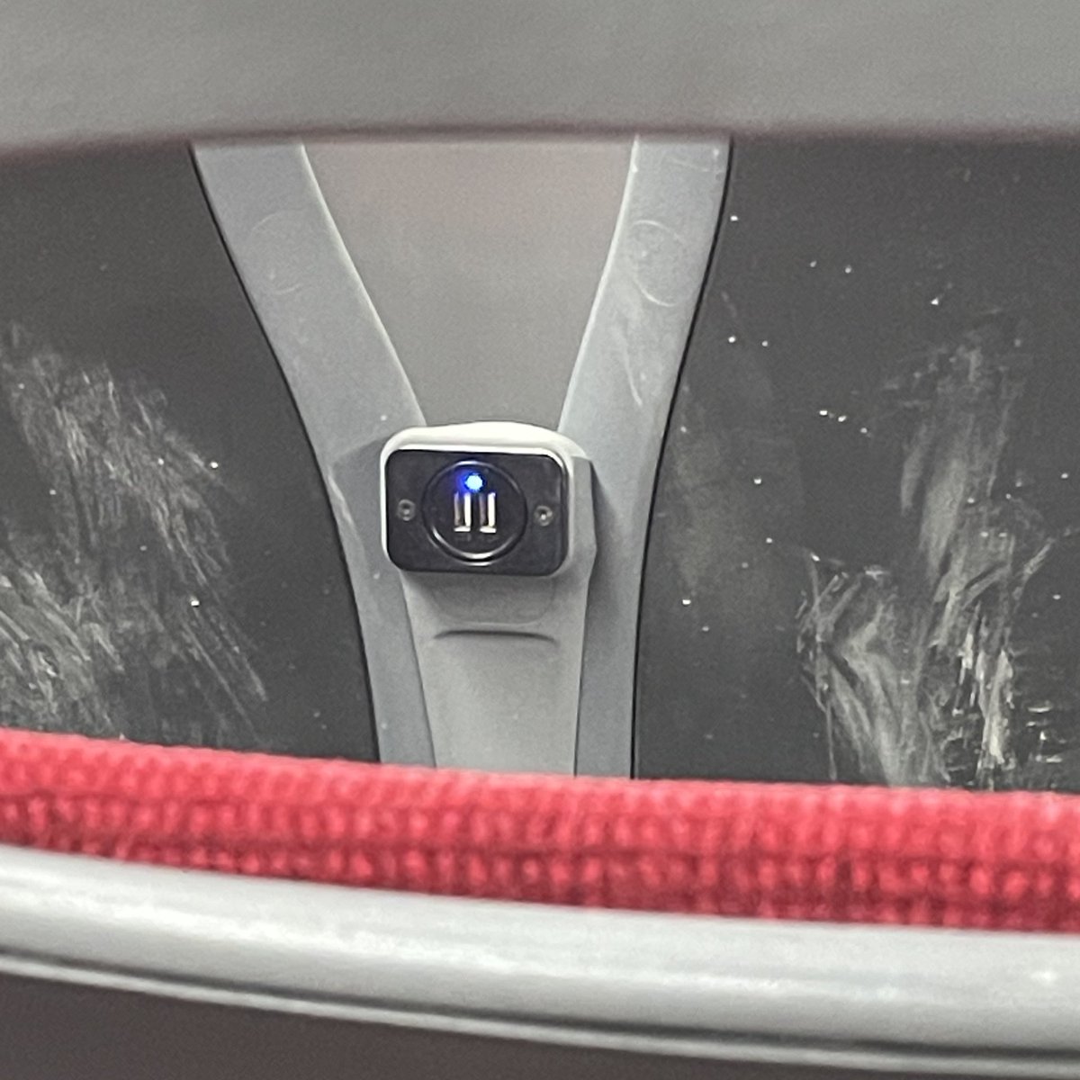 Anna Lisa tweet media