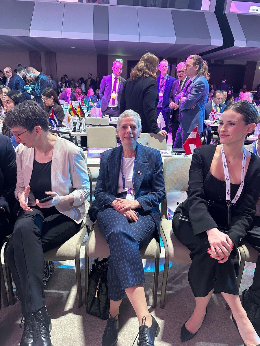 Ambasada Izraela tweet media