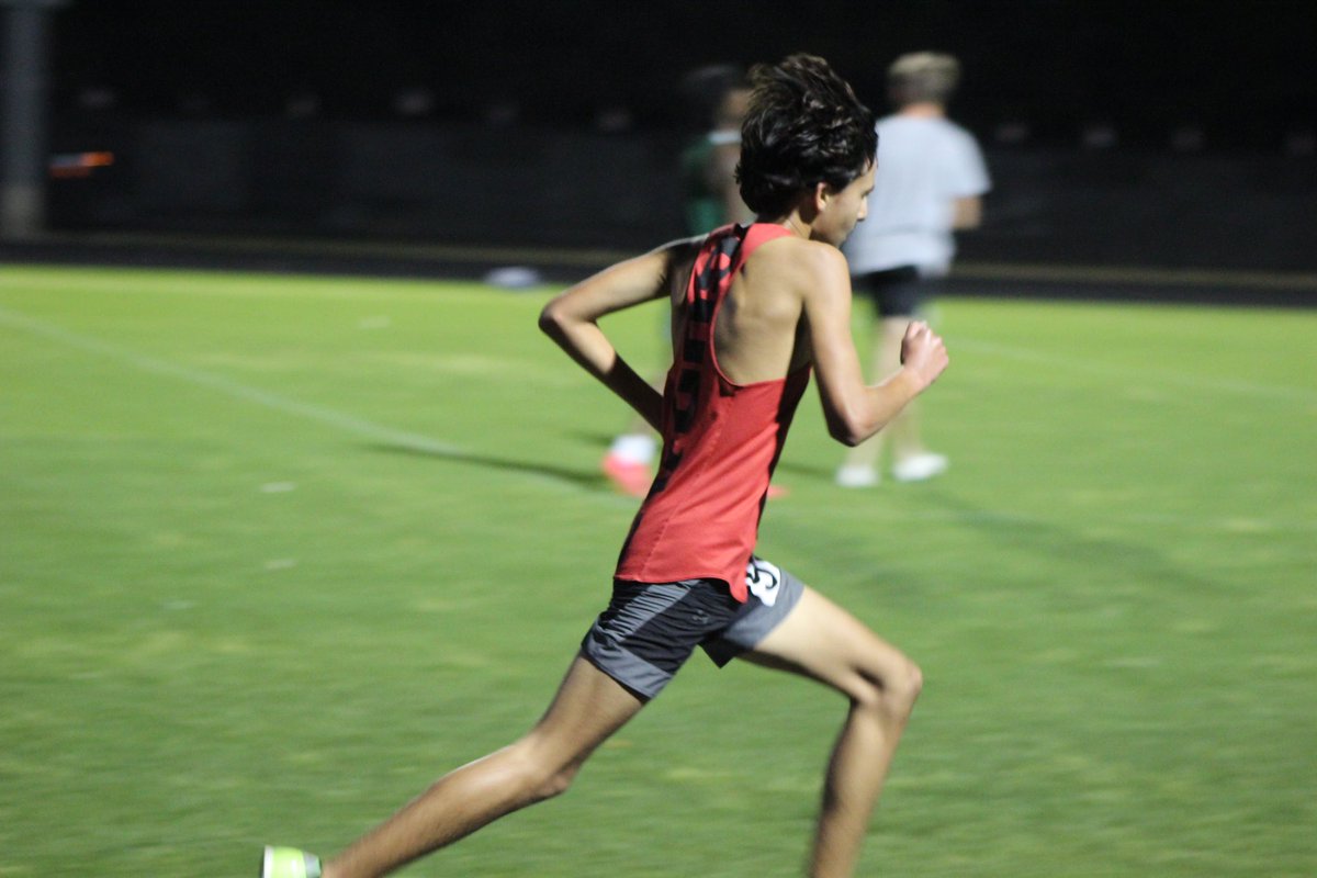 LandonSecomski's tweet photo. Meet Update

3200m – 11:36 PR
🏃🏻4th Place
📊 5 Team Points

Only 📈 from here!

New Smyrna Beach HS | C/O 2028
XC PR: 17:51 | 1600: 5:24

@FloridaRunners @MileSplitFL
#TrackRecruiting #ClassOf2028 #XCRecruiting @DSCFalconSports #distancerunner @JAX_XCTF @FIUTrackXC https://t.co/a14zTyXpL2