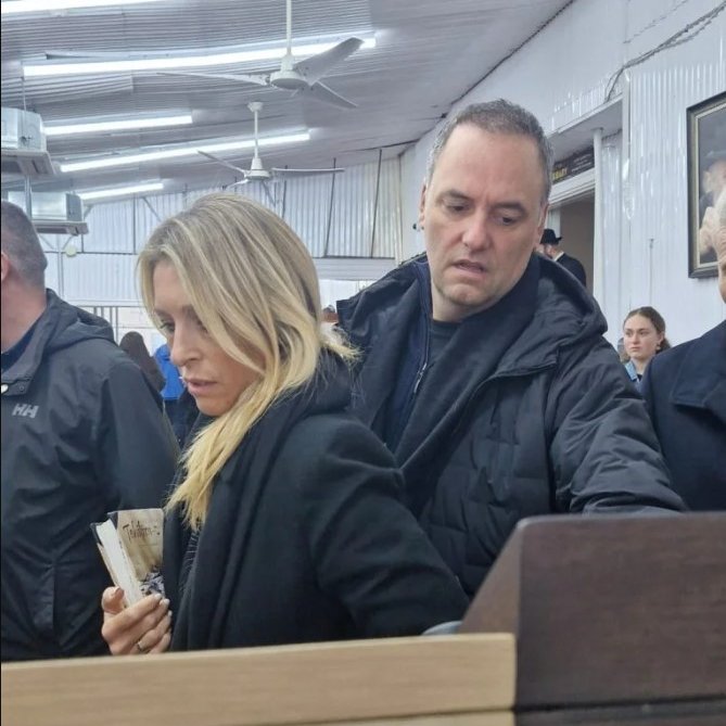 PAGANO DENUNCIÓ A ADORNI POR PRESUNTO ENRIQUECIMIENTO ILÍCITO

La diputada nacional Marcela Pagano denunció por presunto enriquecimiento ilícito al jefe de Gabinete, Manuel Adorni, tras señalar que habría pagado un vuelo privado a Uruguay cuyo costo no se correspondería con sus