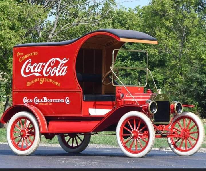 Johnny Cadillac tweet media