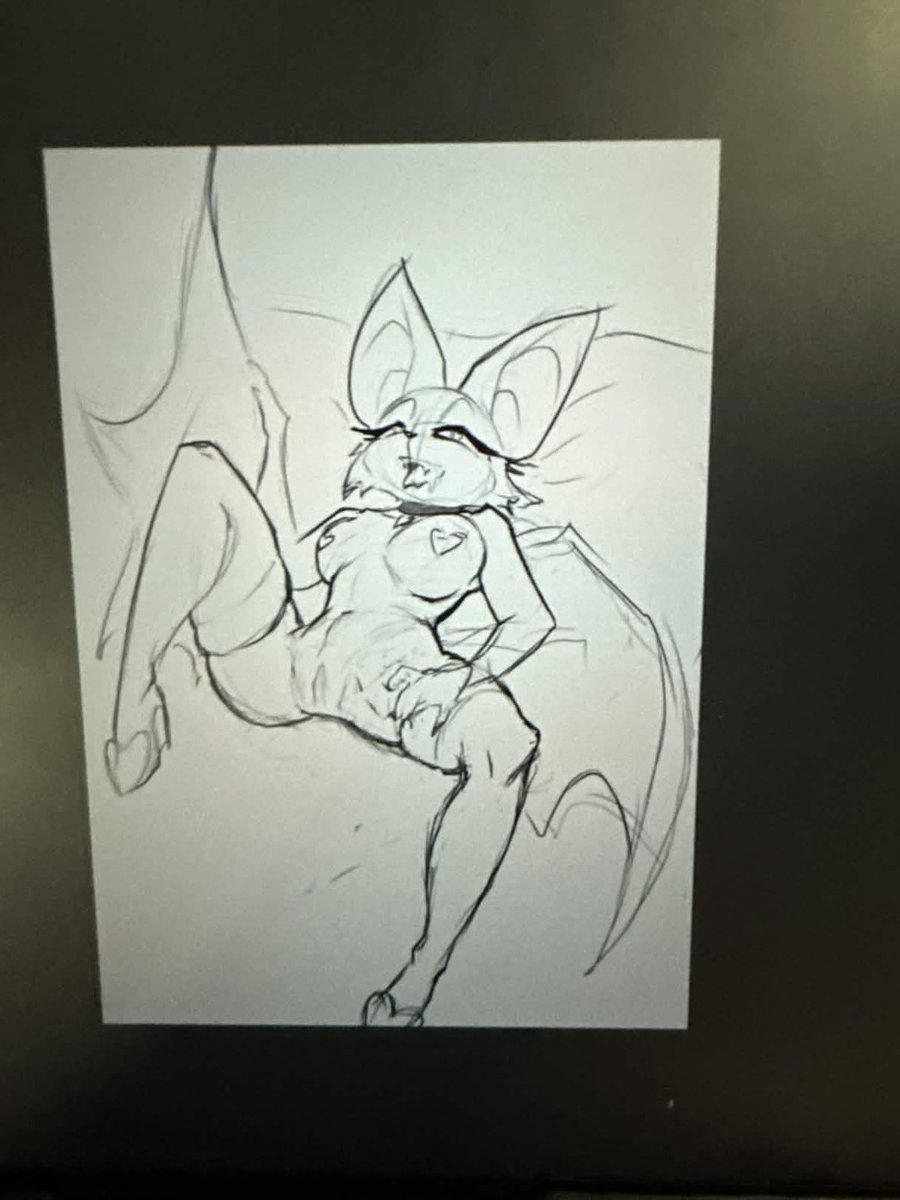 slink man tweet media