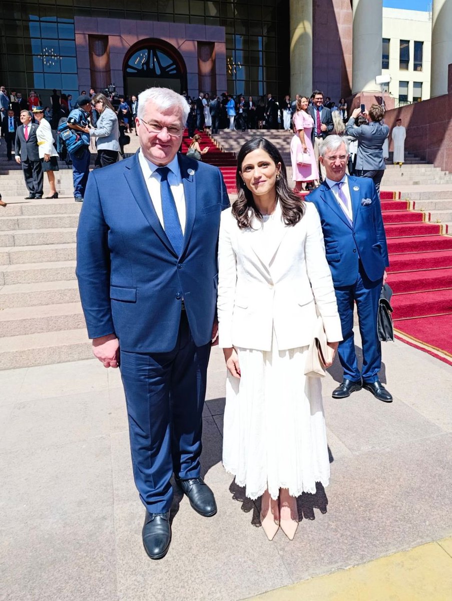 Had a brief pull-aside meeting with French Minister Delegate for Francophonie, International Partnerships, and French Citizens Abroad, <a href="/CaroitEleonore/">Éléonore Caroit</a>.

We exchanged views on strengthening international partnerships, continued support for Ukraine, as well as humanitarian