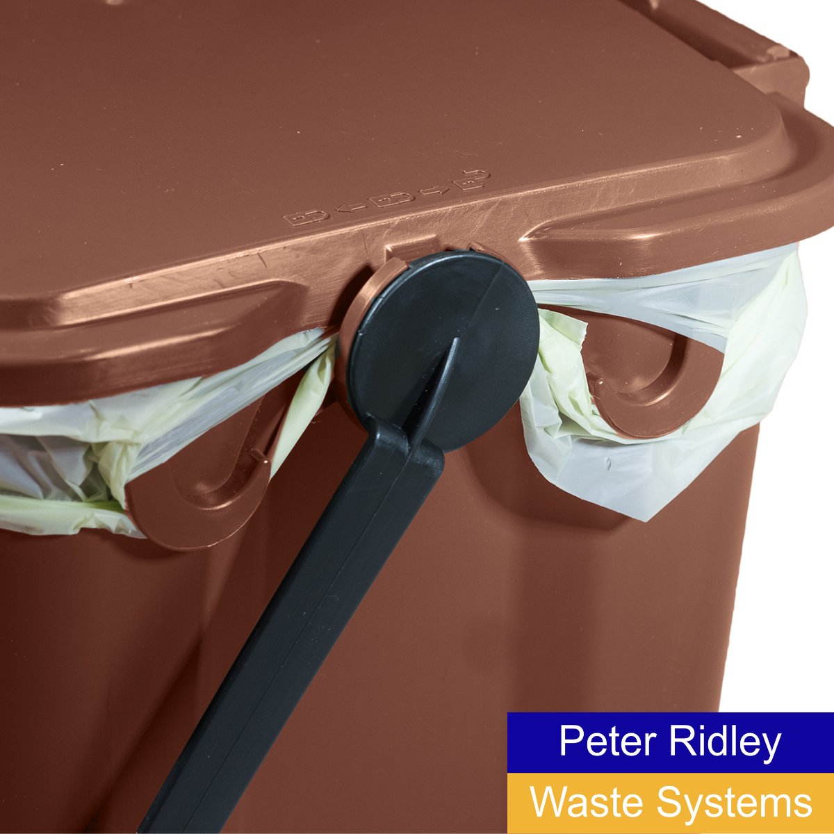 PeterRidley_WS's tweet photo. Slipping liners and ripped bags? Not with our URBA caddies. 
The T‑shirt liner hooks keep everything secure and mess‑free. 
Cleaner, fresher #foodwaste #recycling starts here. 
#SimplerRecycling #LocalAuthorities #OrganicWaste #CompostableLiners https://t.co/EikSoFqSxu