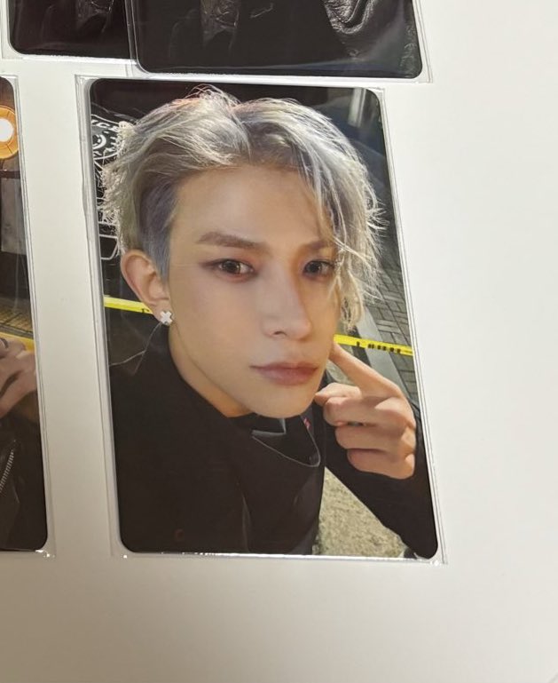 𝘮𝘦𝘭𝘶 tweet media