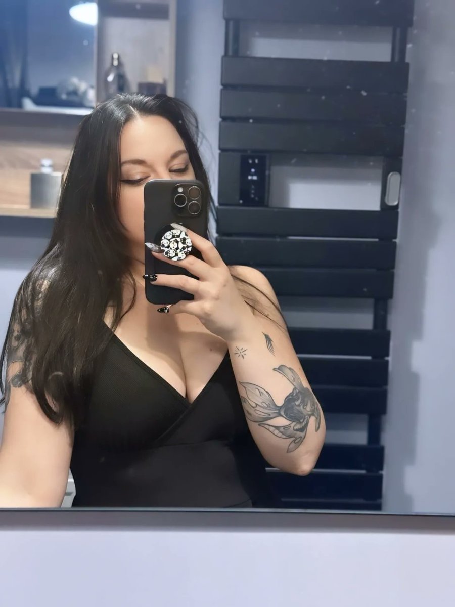 Cassie 💕🌿 tweet media