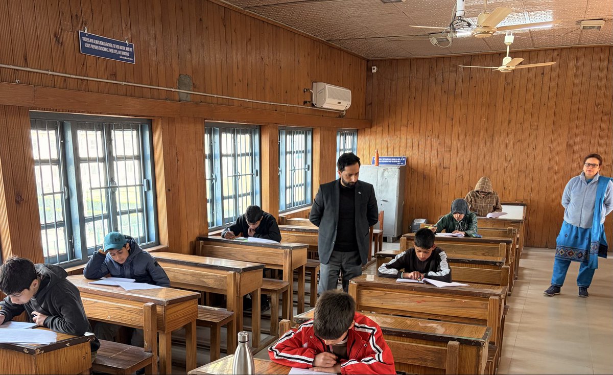 APS SRINAGAR tweet media