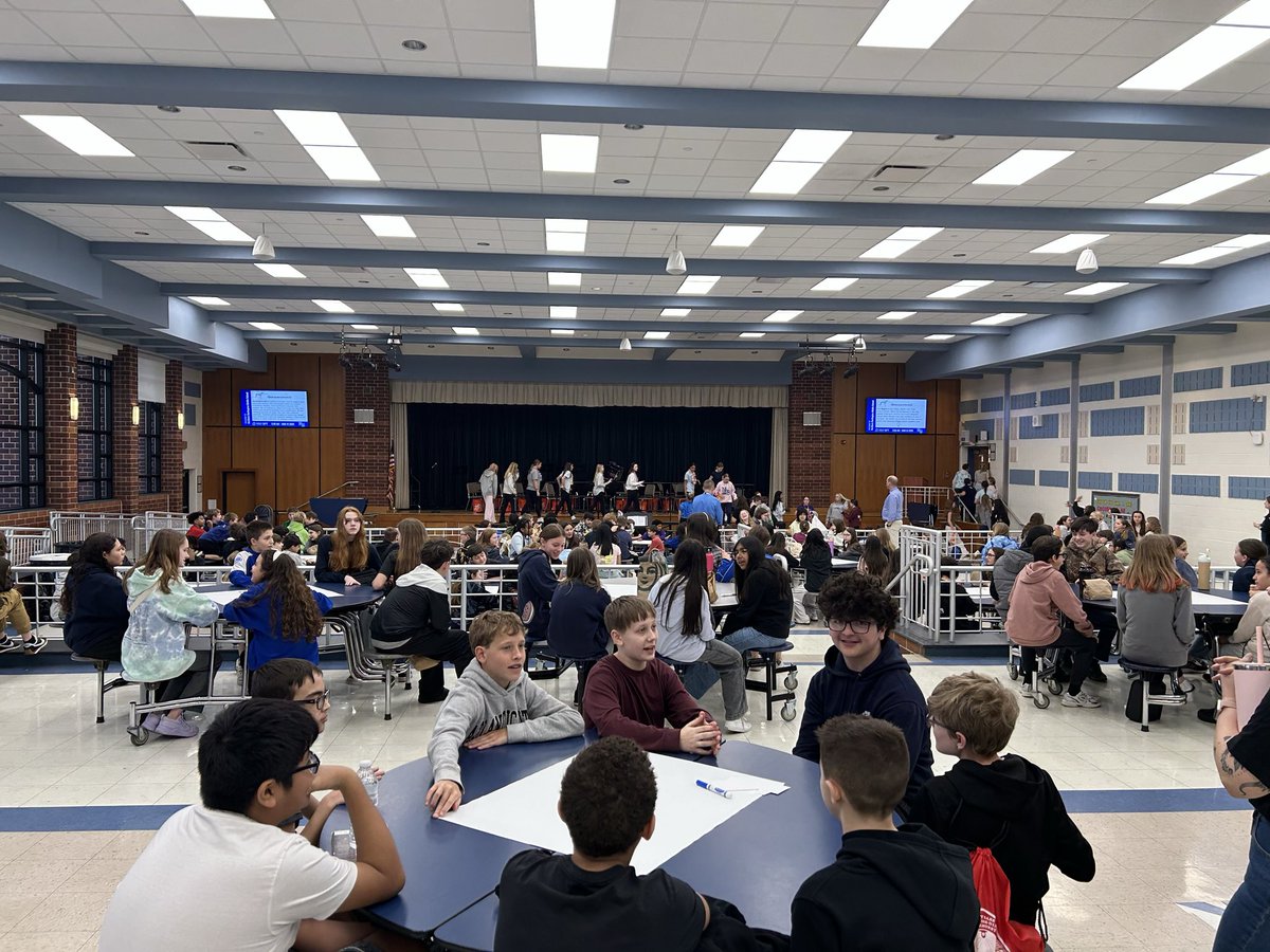 Andrew Zuckerman tweet media