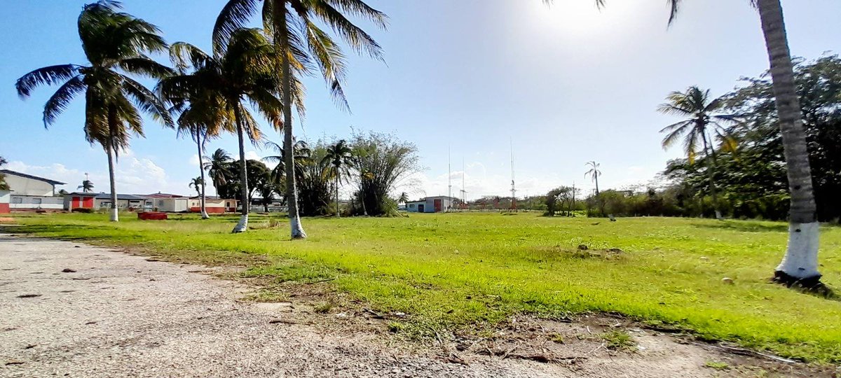 Buenos días #Cuba , buenos días #Matanzas 

El Aeropuerto Internacional Juan Gualberto Gómez se convertirá en el primero de Cuba en autogestionar la totalidad de su demanda eléctrica mediante energía solar, con la ejecución de un Parque Solar Fotovoltaico, en etapa de preparación