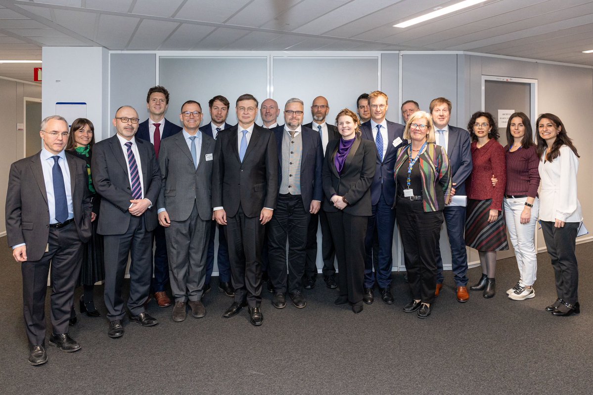 Valdis Dombrovskis tweet media