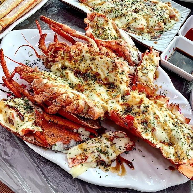 bilbilbites's tweet image. ୭ ˚. 🦞 ˎˊ- LOBSTER DISHES AROUND THE WORLD: GLOBAL FOOD POLL
#Lobster #LobsterDishes #FoodPoll