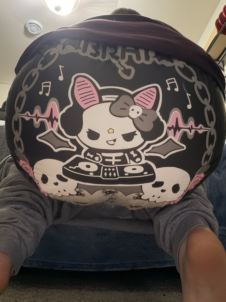 SmellyFoxButt's tweet photo. >~>  #abdl #Femboy https://t.co/osHX6TKt4t