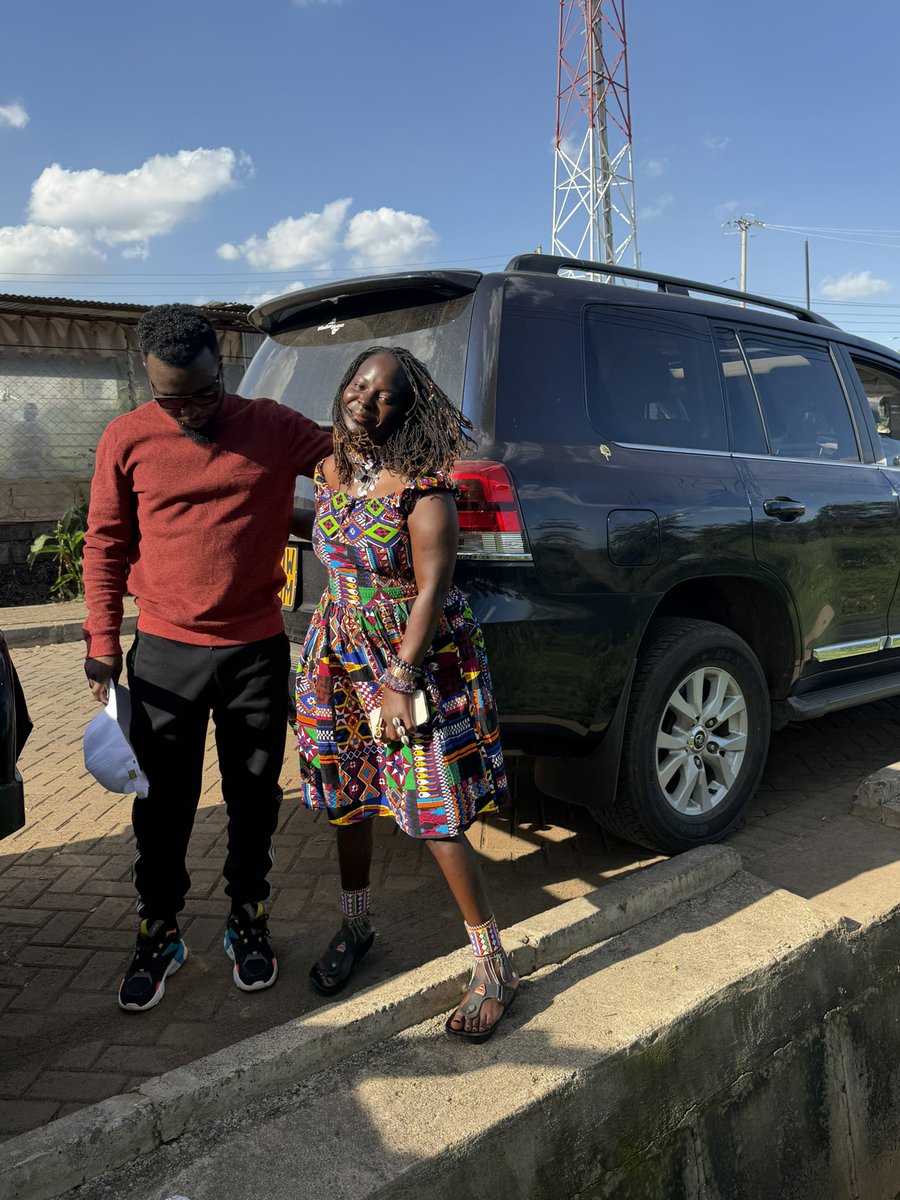 Somoina Kapeen tweet media