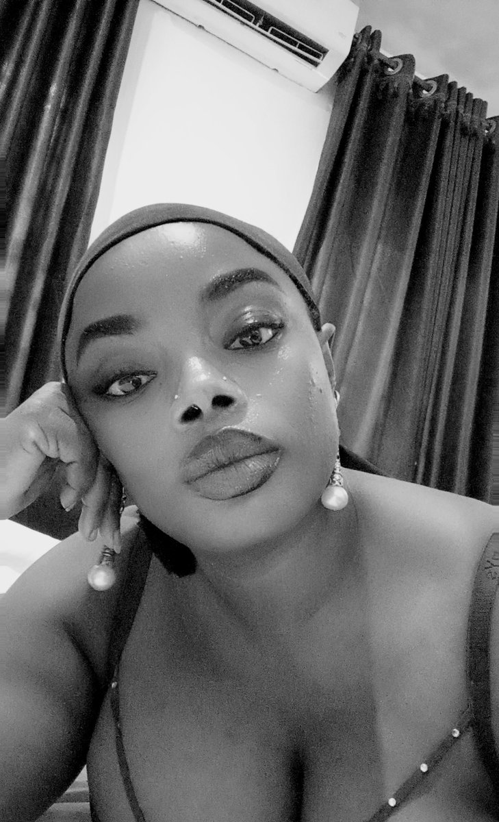 I am Oluwademilade 💙 tweet media