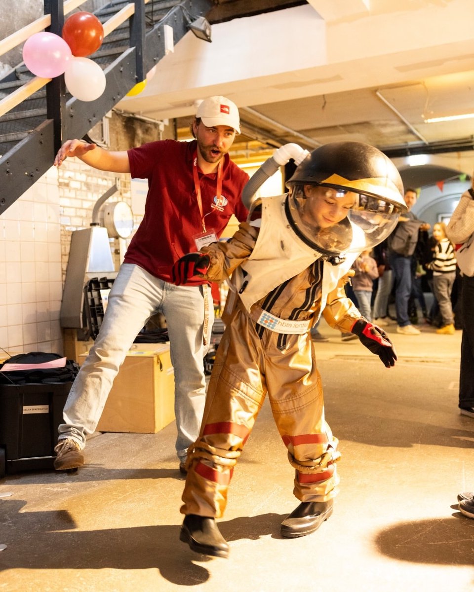 Austr. Space Forum tweet media