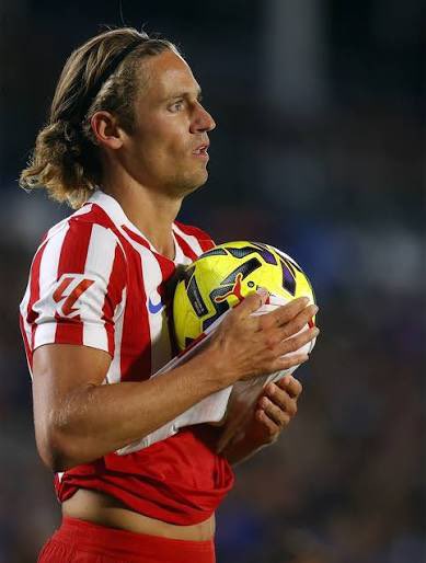 ناير tweet media