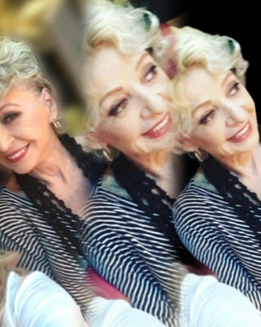 Marina Perzy tweet media