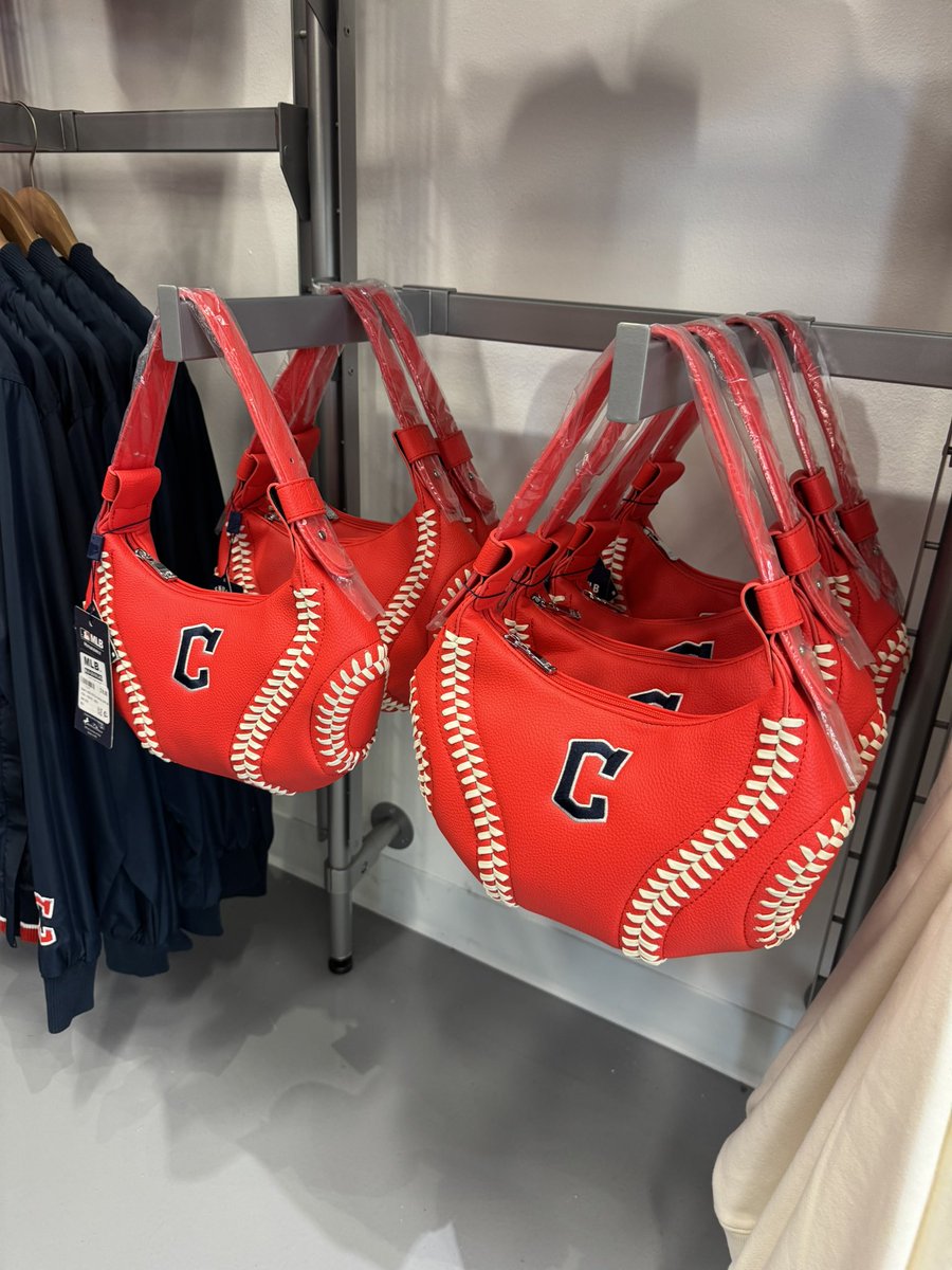 harris33sarah's tweet image. some finds in the #Guardians Team Shop yesterday afternoon.