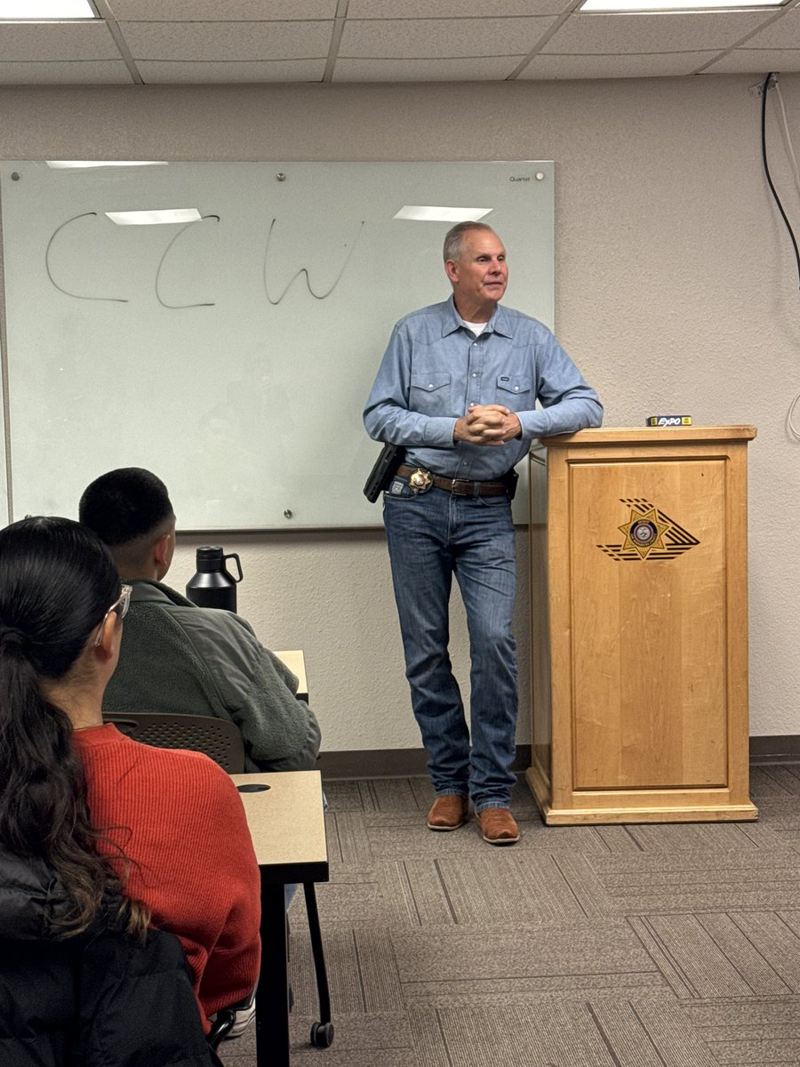 Shannon Dicus tweet media