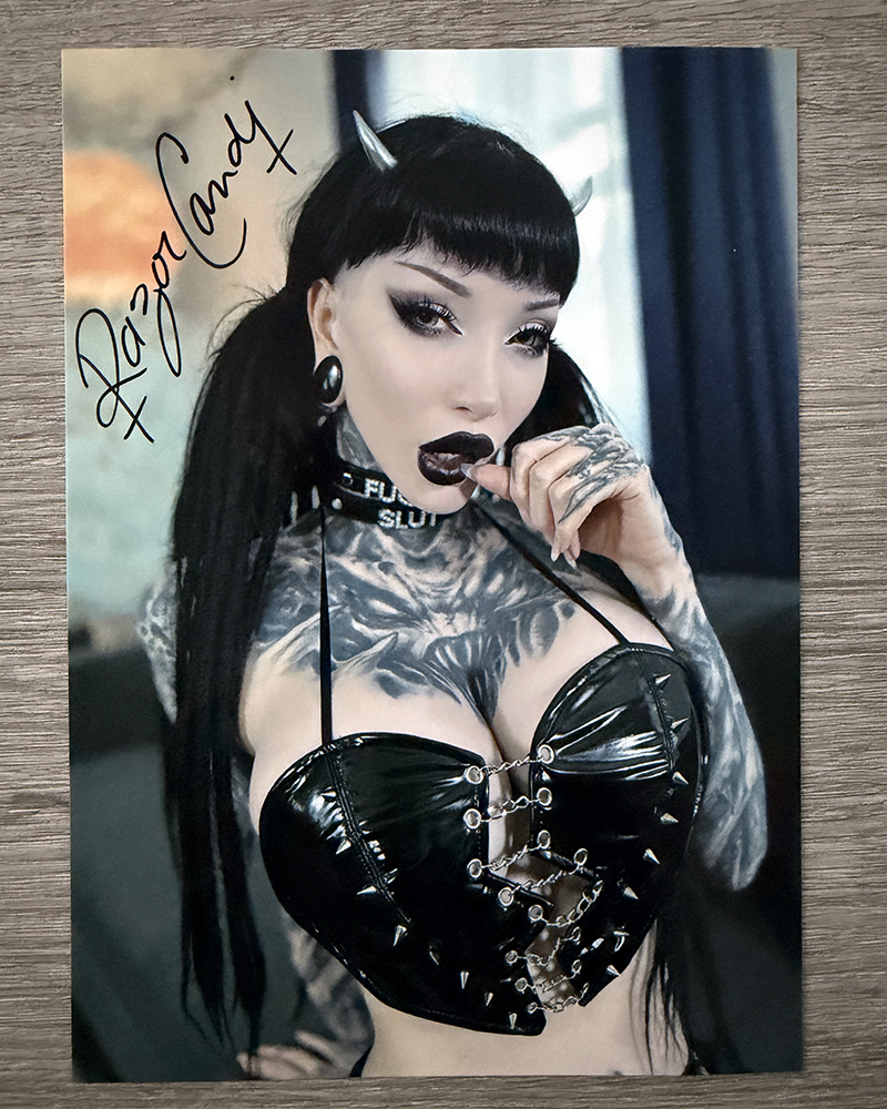 RazorCandi tweet media