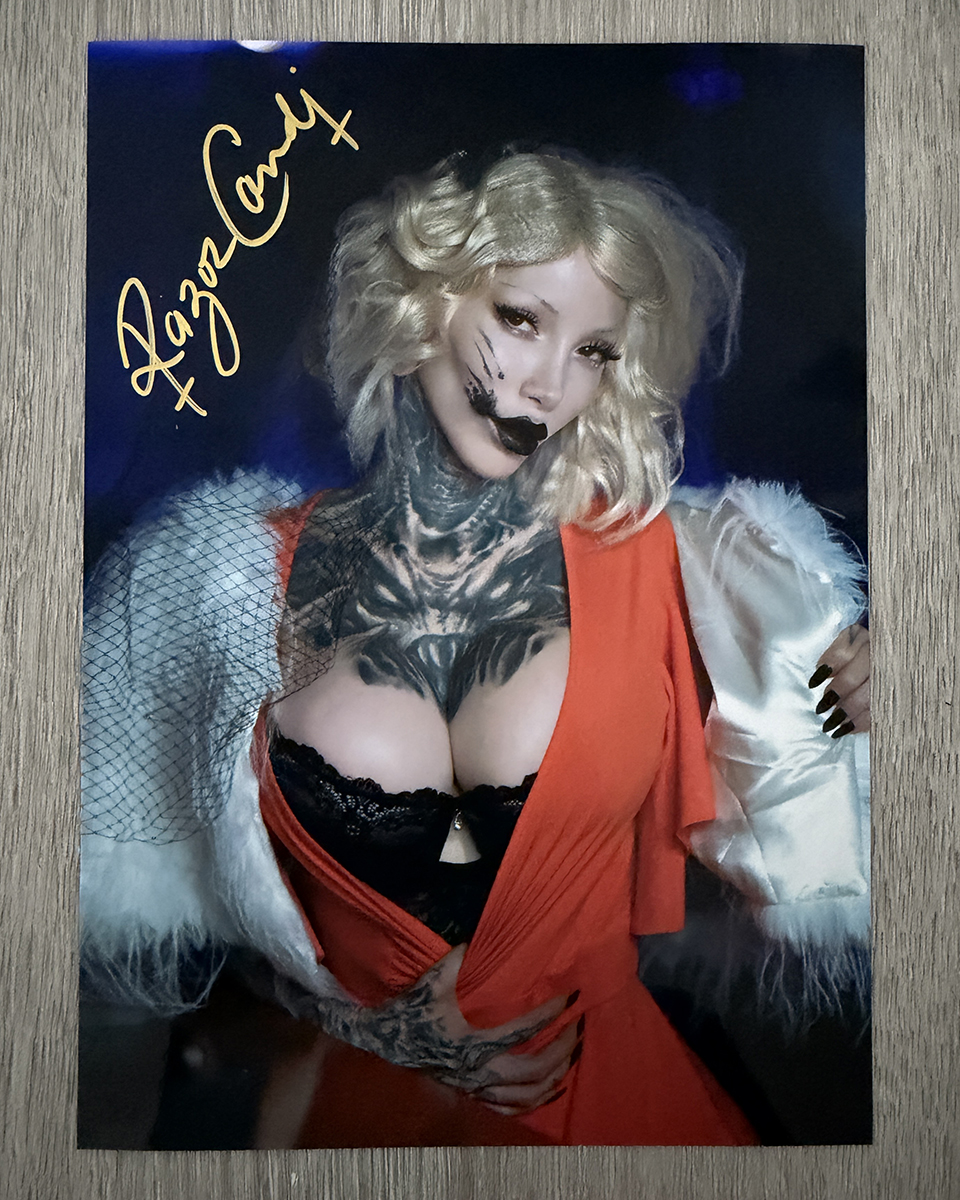 RazorCandi tweet media