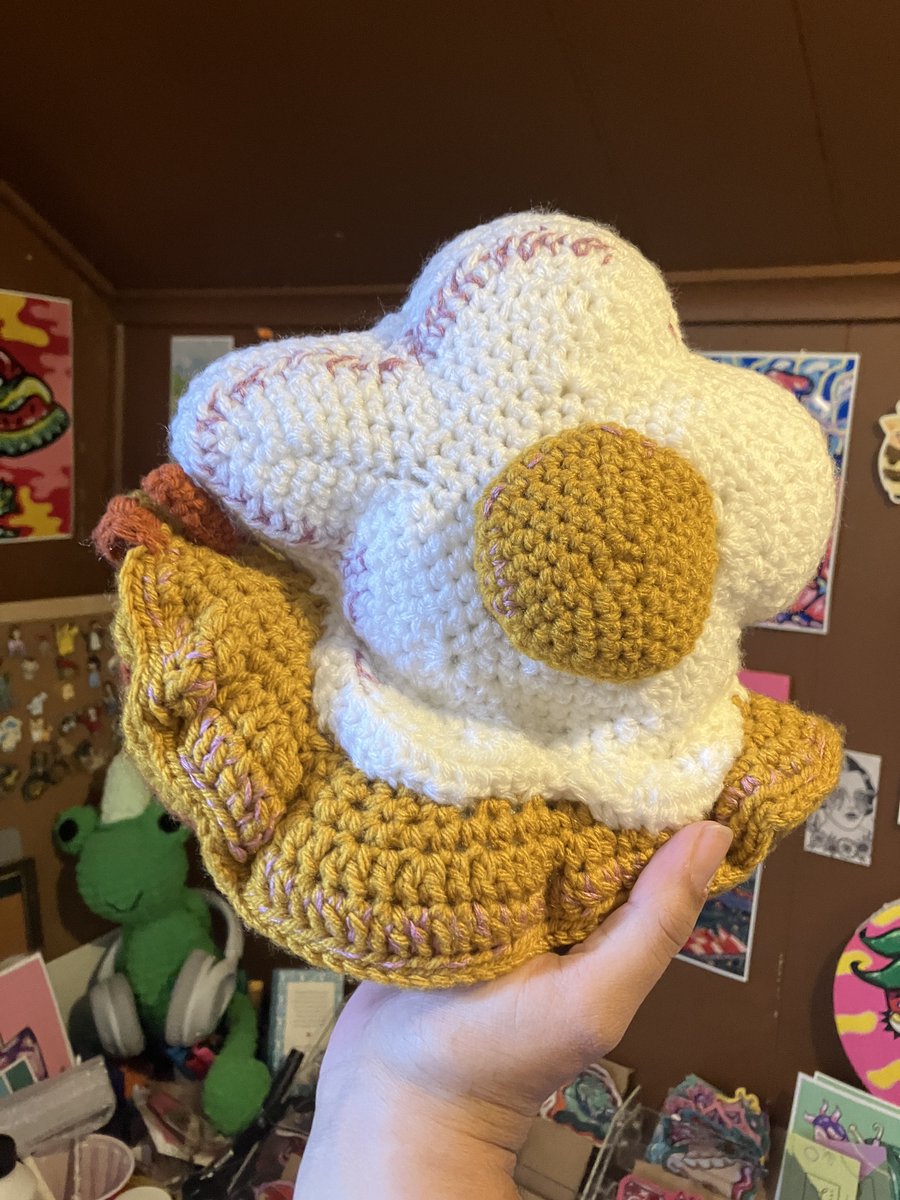 razzie💜 tweet media