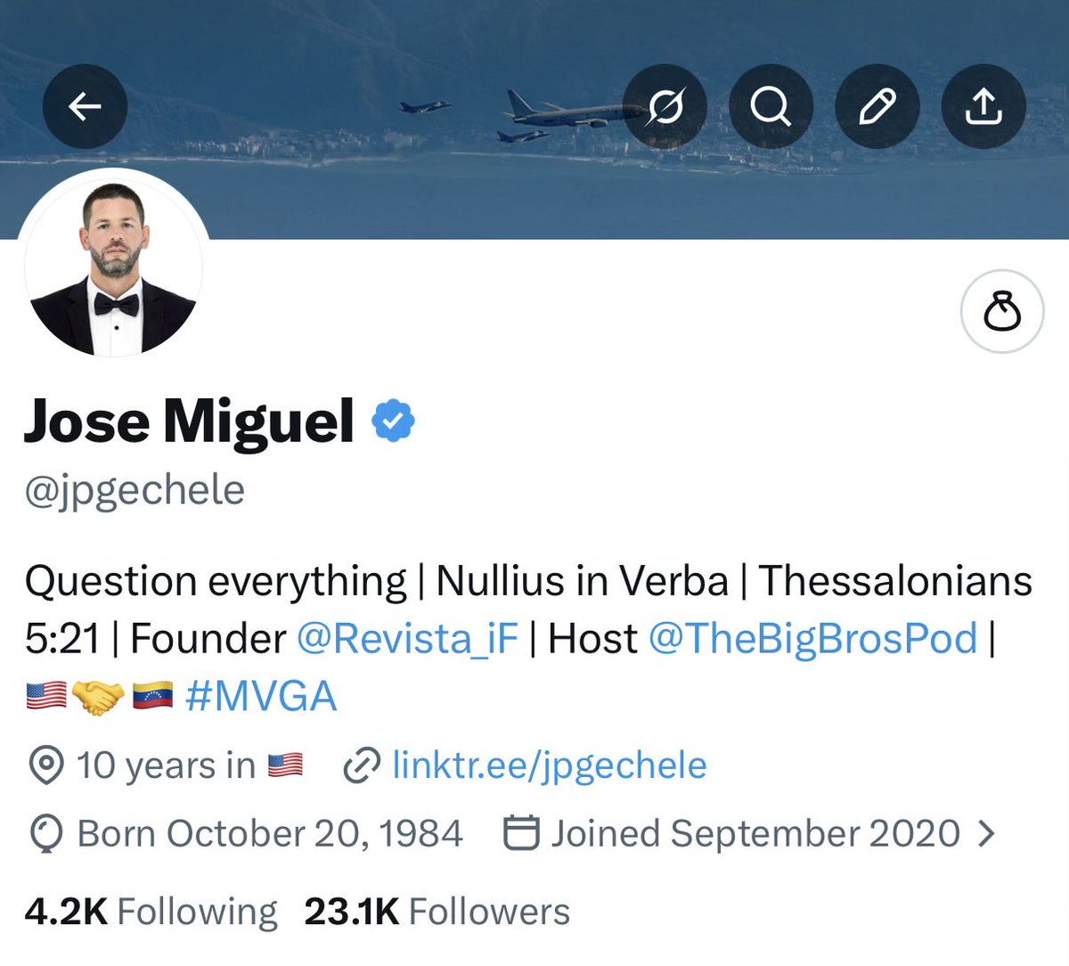 El placer de hacer las cosas bien, de no trabajar para nadie y de pagar las cosas con dinero propio…

A otros les quitaron el bono de propagandistas y quedaron pelando bolas y en evidencia.