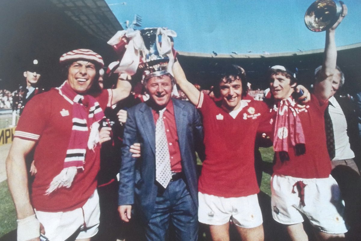 YesterdaysStars tweet media