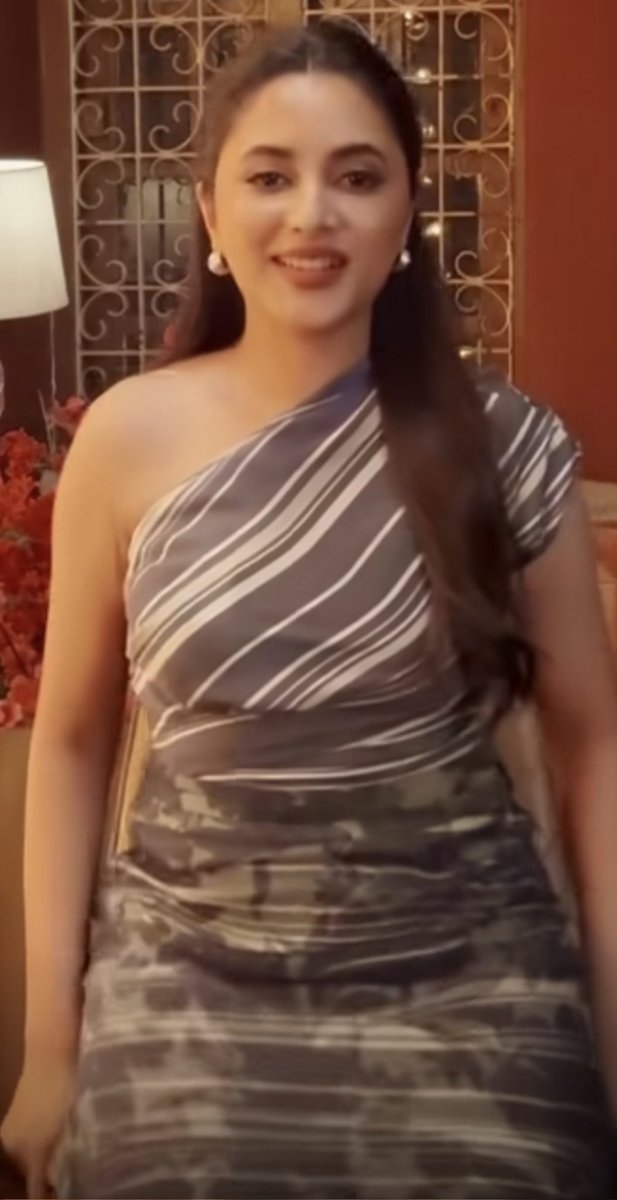 MrbrokenBoy7's tweet image. Priyanka Darling 😘