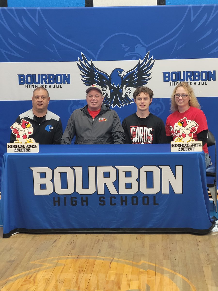 MAC CC/Track tweet media