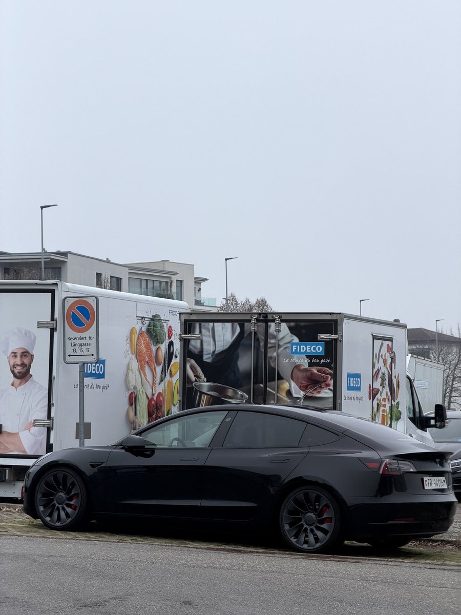 James 🇵🇹🇨🇭 tweet media