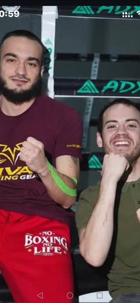 <a href="/JTuffic/">Jean Tuffic</a> Es este pinche enanillo